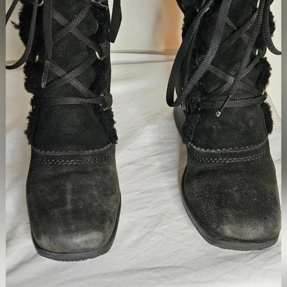 La Canadienne Warm Winter Boots - Picture 12 of 12